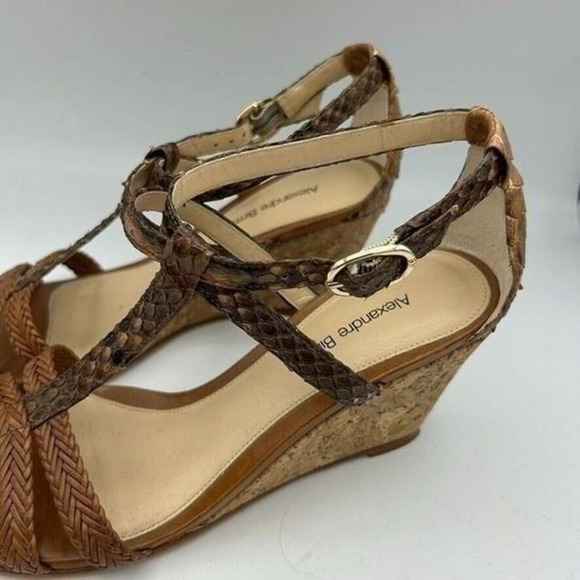 Alexandre Birman Womens Size 5 1/2 or 5.5 Cork Wedge Heels Brown Python T-Strap - Picture 4 of 12